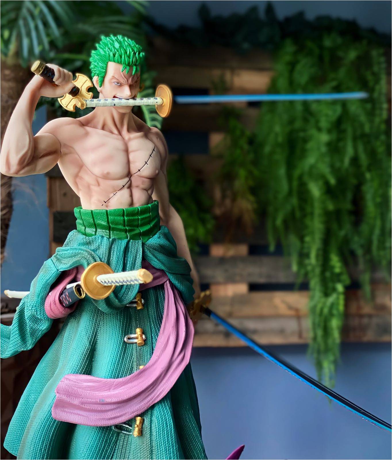 Estátua One Piece - Roronoa Zoro Time Skip 21cm